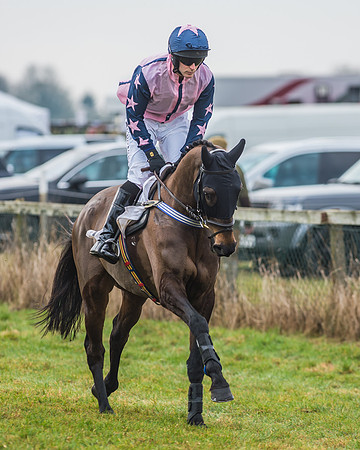 Race 4 - Novice Riders-11