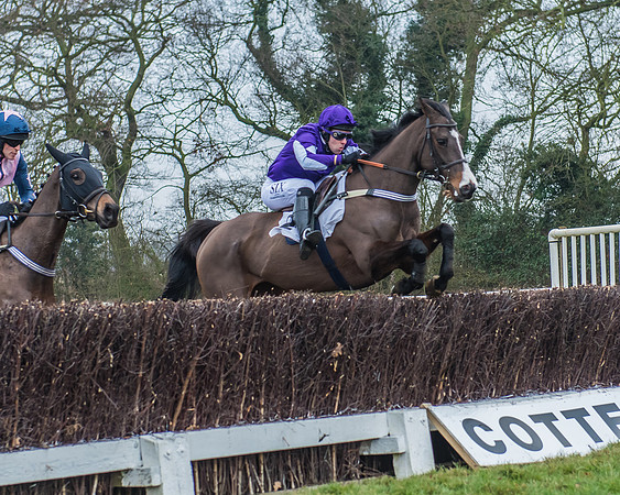 Race 4 - Novice Riders-46