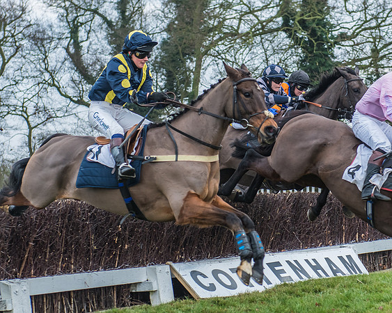 Race 4 - Novice Riders-53