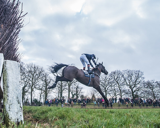 Race 4 - Novice Riders-55
