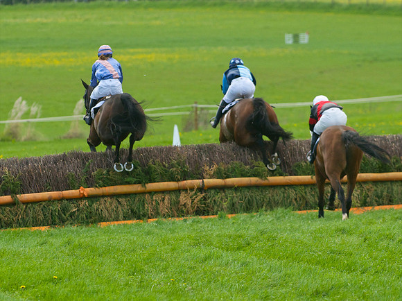 Race 4 - Novice Riders 33