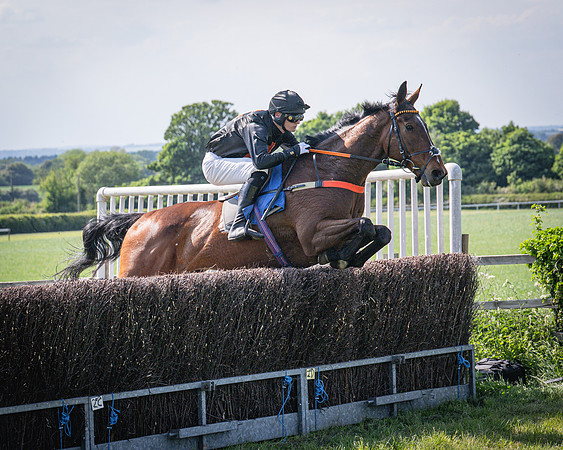 Race 4 Empire De Maulde - Seb Mead winners of The Perry’s of Aylesbury Jaecoo Men’s Open Race (100 of 190)