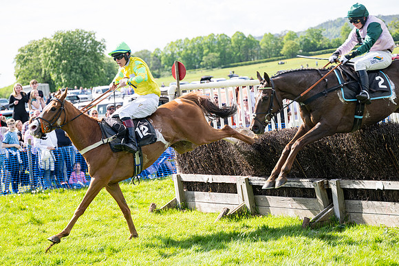 Race 4 -  2M4F Conditions  (80 of 102)