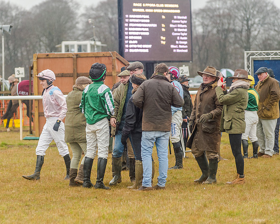 Race 6 - Novice Riders Race (48 of 179)