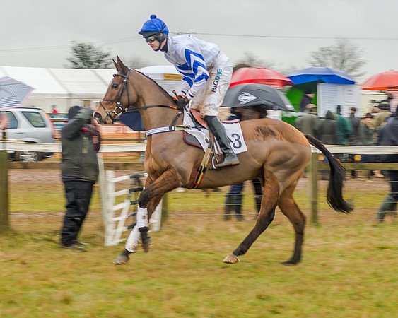 Race 6 - Novice Riders Race (83 of 179)