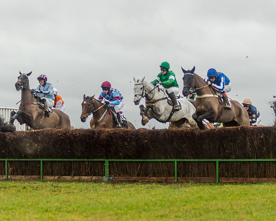 Race 6 - Novice Riders Race (102 of 179)
