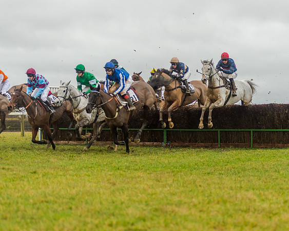 Race 6 - Novice Riders Race (108 of 179)