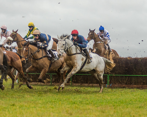 Race 6 - Novice Riders Race (110 of 179)