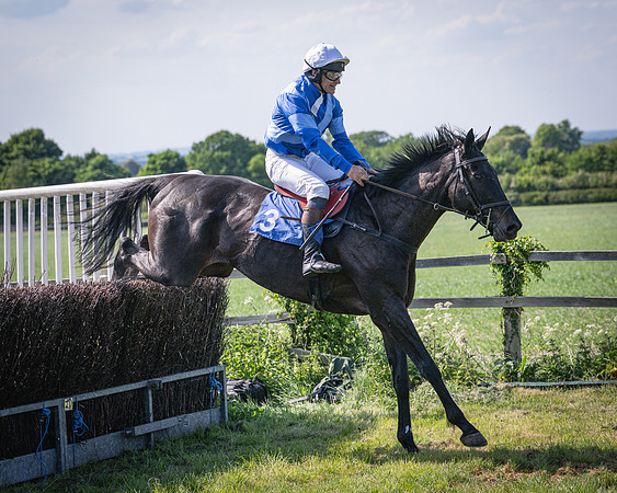 Race 4 Empire De Maulde - Seb Mead winners of The Perry’s of Aylesbury Jaecoo Men’s Open Race (151 of 190)