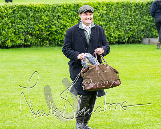 Race 5 - Mares Open  (78 of 129)