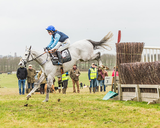 Race 3 - Ladies Open-17