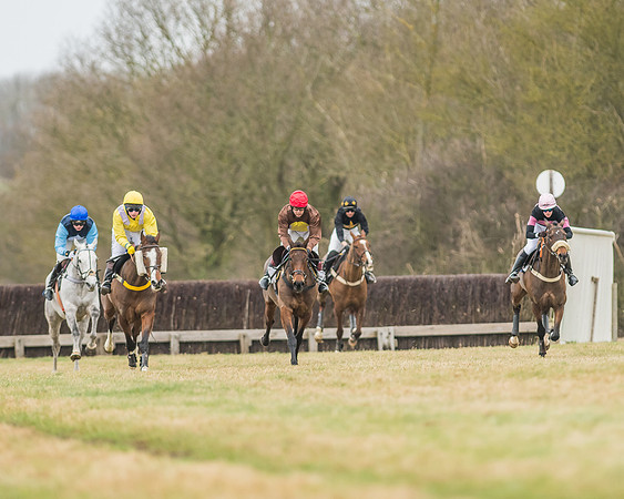 Race 3 - Ladies Open-25