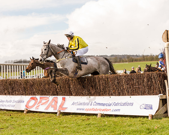 Race 2 - Novice and Veteran Riders (81 of 154)
