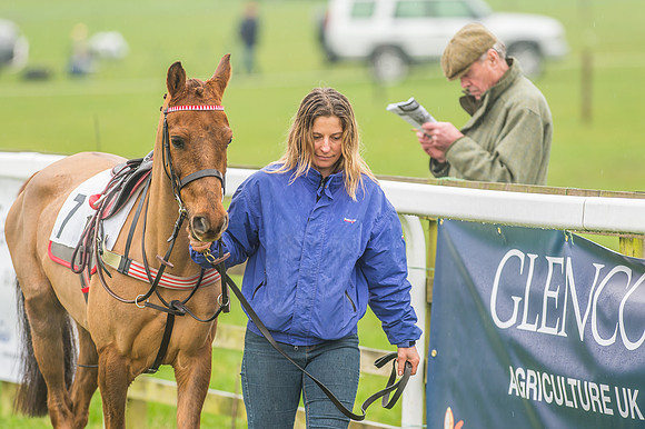 148cm Novice Riders Pony Race-9