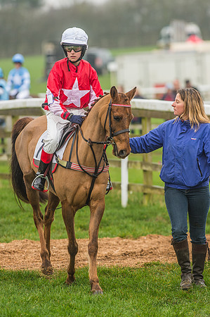 148cm Novice Riders Pony Race-22