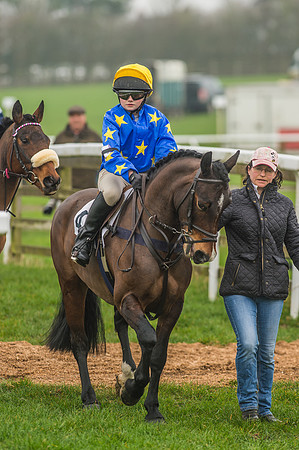 148cm Novice Riders Pony Race-25