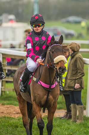 148cm Novice Riders Pony Race-28