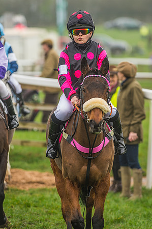 148cm Novice Riders Pony Race-29