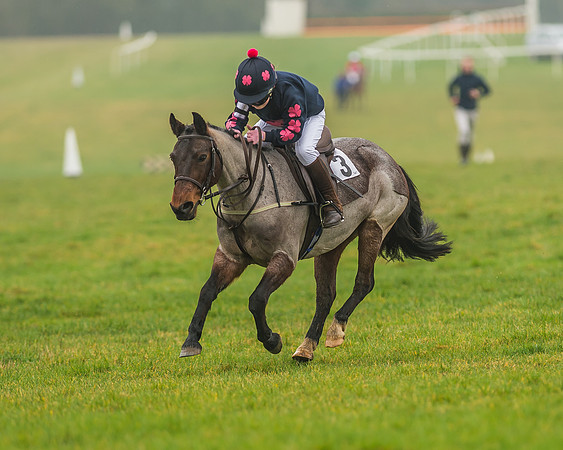 148cm Novice Riders Pony Race-63