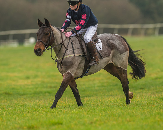 148cm Novice Riders Pony Race-65