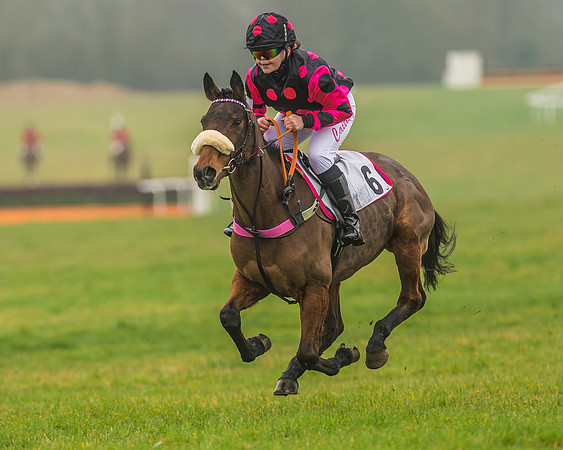 148cm Novice Riders Pony Race-69