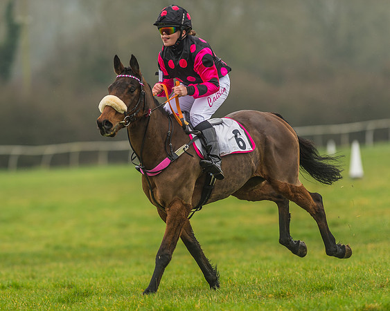 148cm Novice Riders Pony Race-72