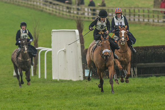 Side Saddle Dash -154