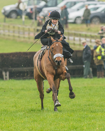 Side Saddle Dash -166