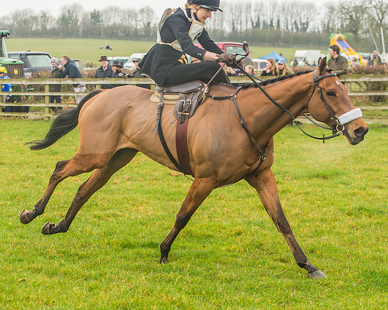 Side Saddle Dash -174