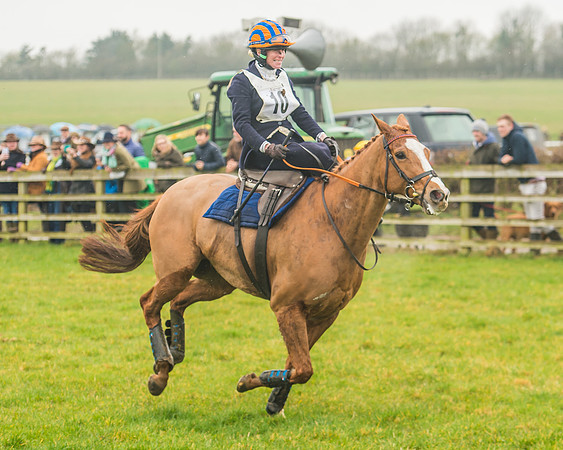 Side Saddle Dash -177