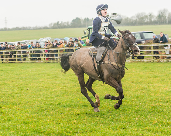 Side Saddle Dash -182