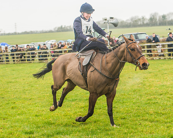 Side Saddle Dash -185