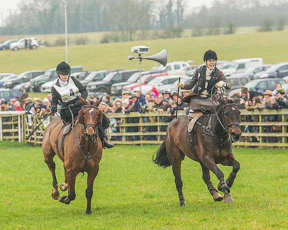 Side Saddle Dash -187