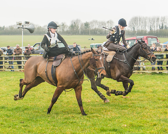 Side Saddle Dash -194
