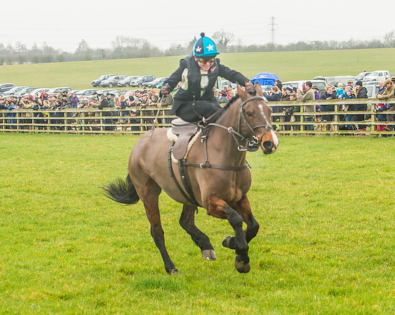 Side Saddle Dash -214