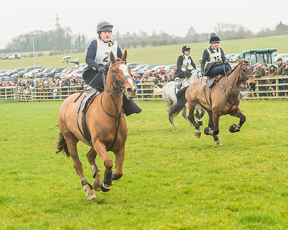 Side Saddle Dash -223