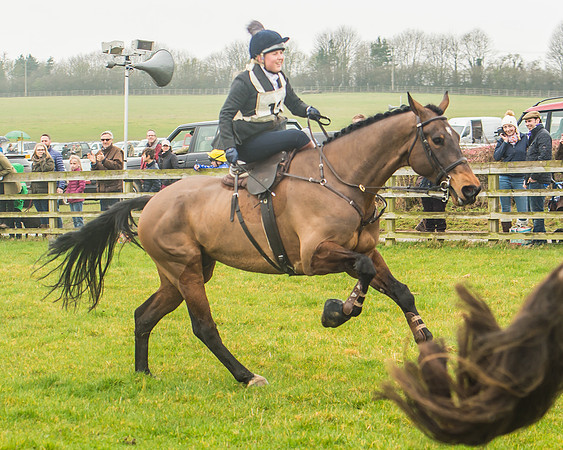 Side Saddle Dash -228