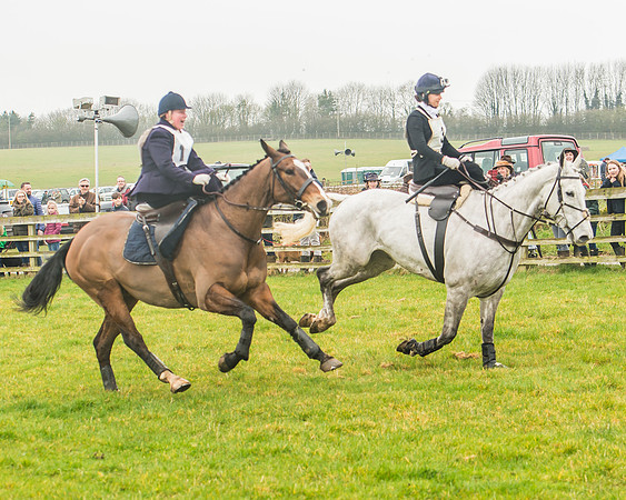 Side Saddle Dash -231
