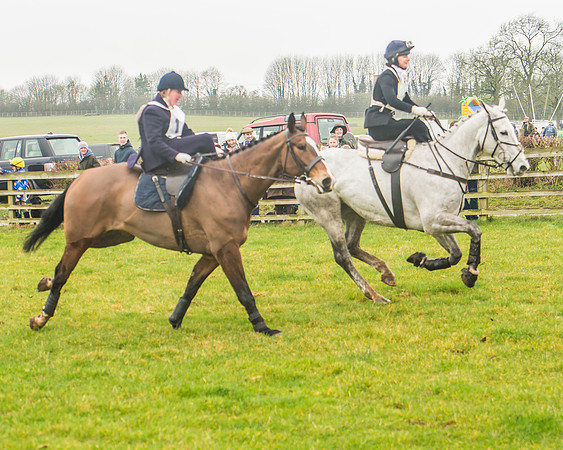 Side Saddle Dash -233