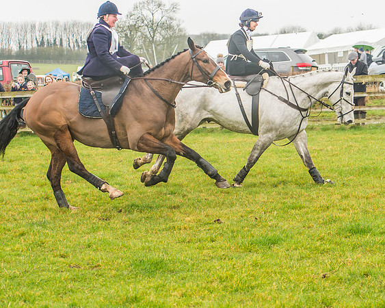 Side Saddle Dash -236