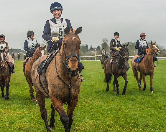 Side Saddle Dash -254