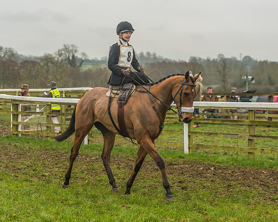 Side Saddle Dash -261
