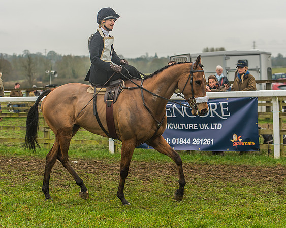Side Saddle Dash -263
