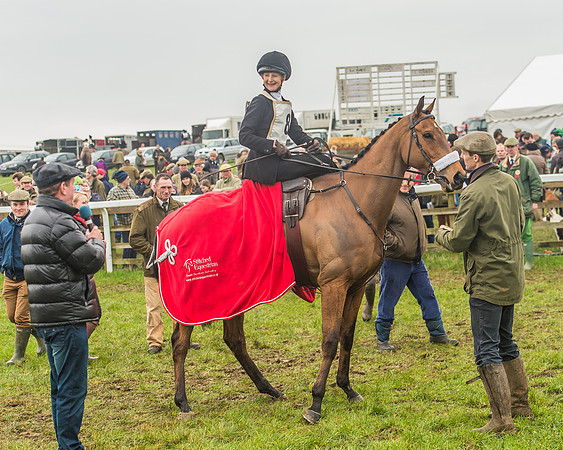 Side Saddle Dash -291