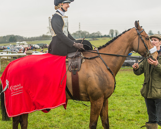 Side Saddle Dash -311