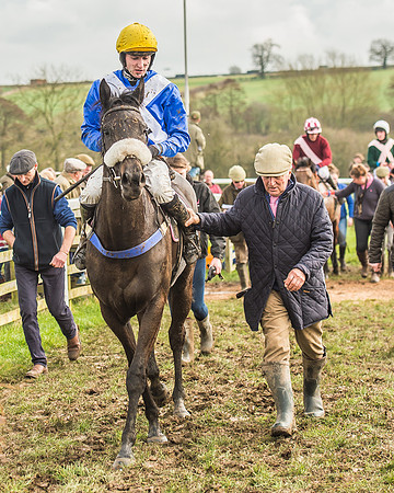 Race 2 - Mares and Fillies Maiden-98