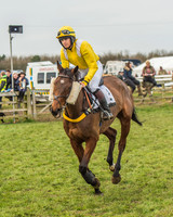 Race 5 - Novice riders