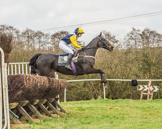 Race 5 - Novice Riders-48