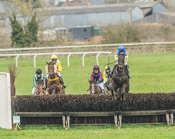 Race 5 - Novice Riders-57