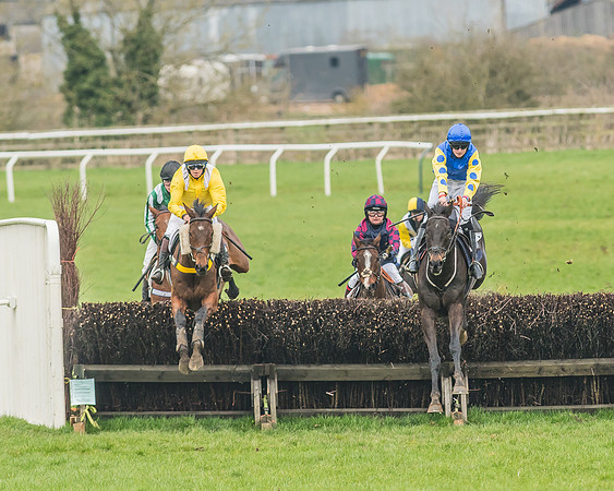 Race 5 - Novice Riders-60